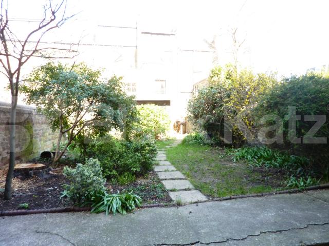 			TWO DOUBLE BEDROOMS AND A GARDEN!, 2 Bedroom, 1 bath, 1 reception Flat			 Tufnell Park Road, TUFNELL PARK